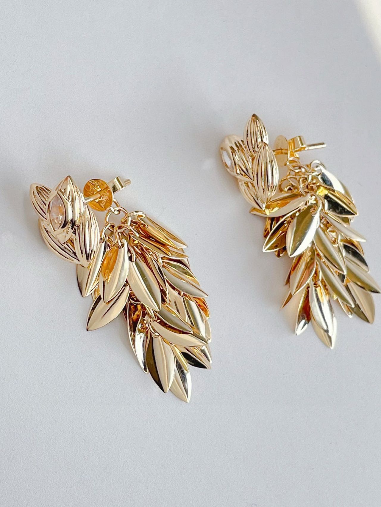 Autumn & Winter 18K Gold Exclusive Luxury - Chic Tassel Leaf Earrings/Necklace - Lotus Diamond