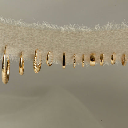 Baguette Huggies Hoop Earrings - Lotus Diamond