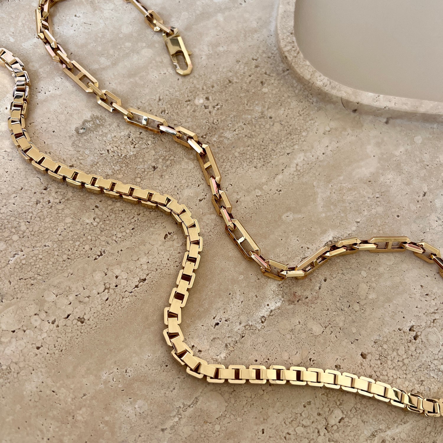 Beveled Link Statement Chain Necklace - Lotus Diamond