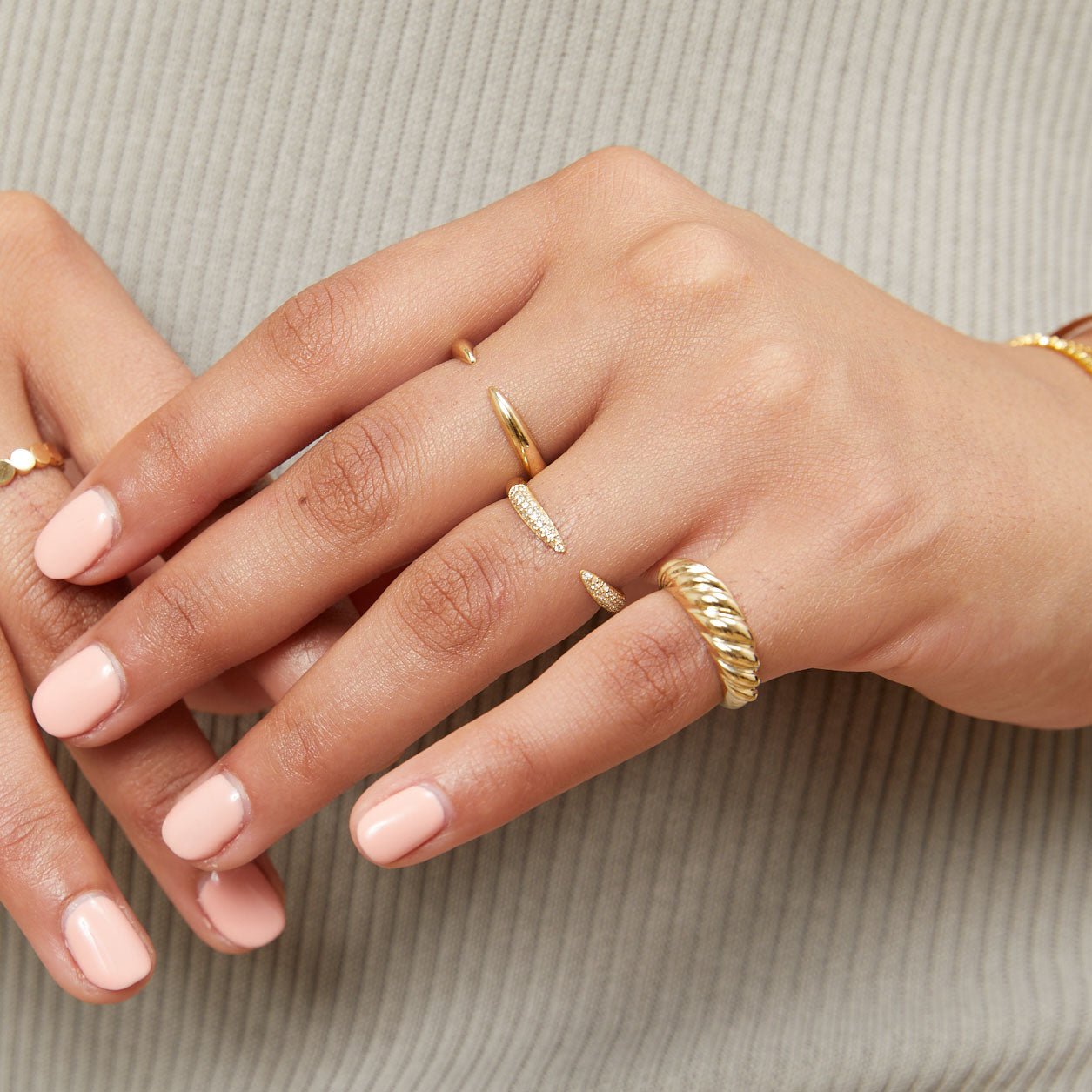 Diamond Claw Ring - Lotus Diamond