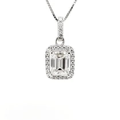 Emerald 18K Diamond Pendant - Lotus Diamond