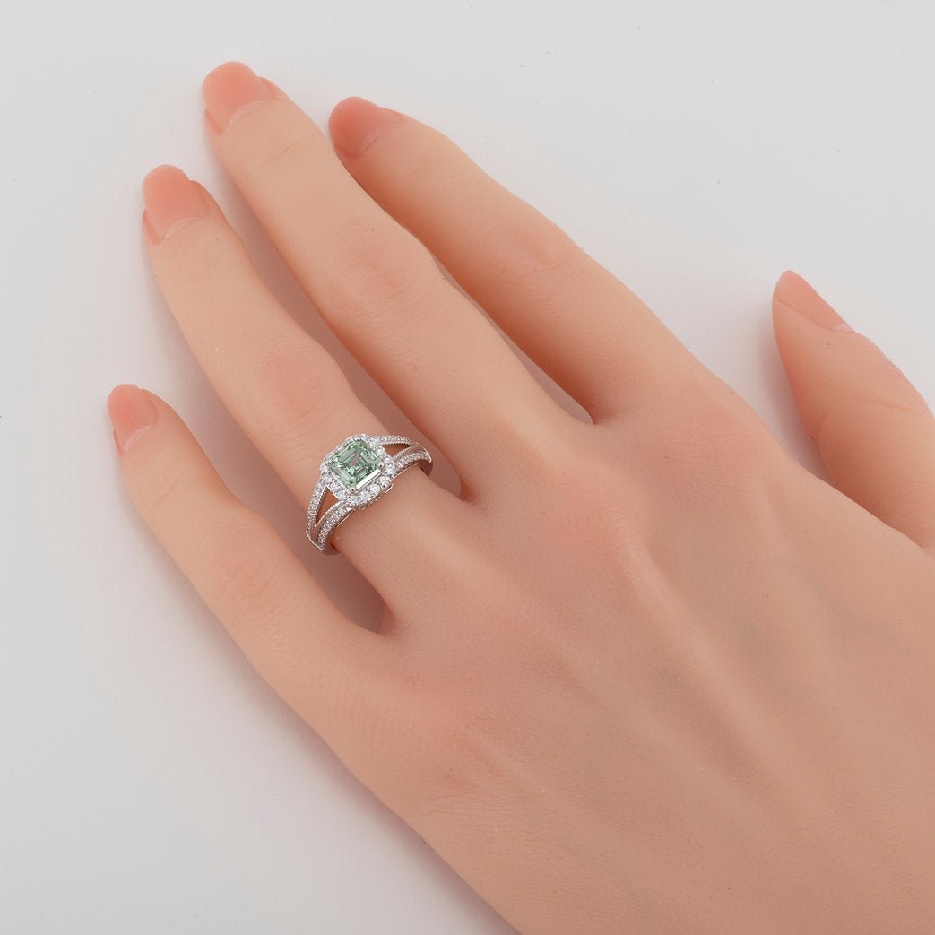 Fancy Green Lab grown Diamond Ring 2.11ctw - Lotus Diamond