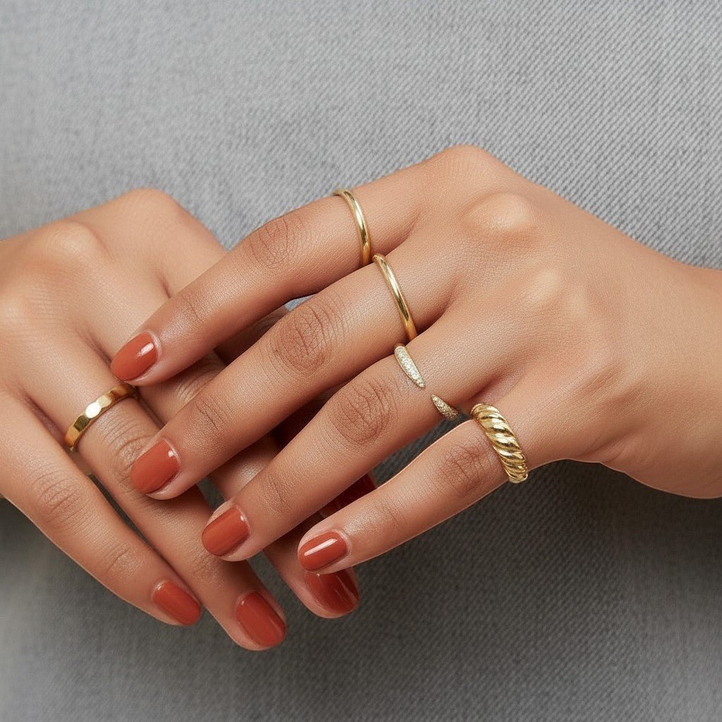 Gold Claw Ring - Lotus Diamond