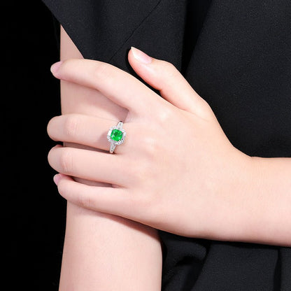 【GUILD Certified Wharton Green 】 Natural emerald ring - Lotus Diamond