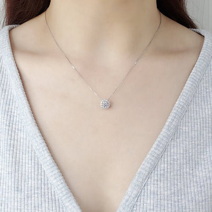 Halo diamond Pendant - Lotus Diamond