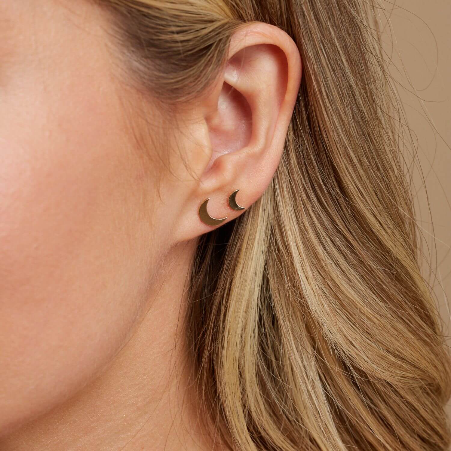 Kids Solid Moon Studs - Lotus Diamond