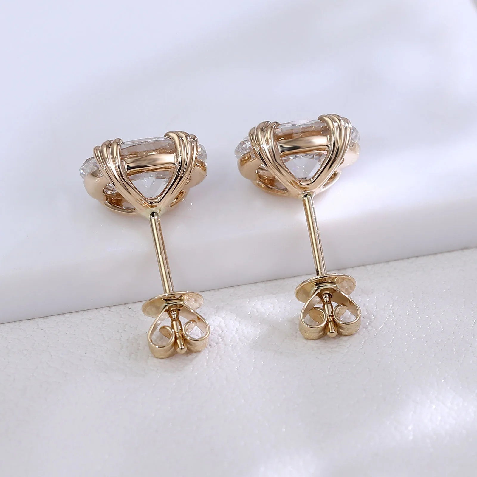 Luxury Oval cut Earring 10KGold 2ct IGI EF/VS Lab Diamonds Women's Wedding Stud Earring Everyday Fine jewelry Custom - Lotus Diamond