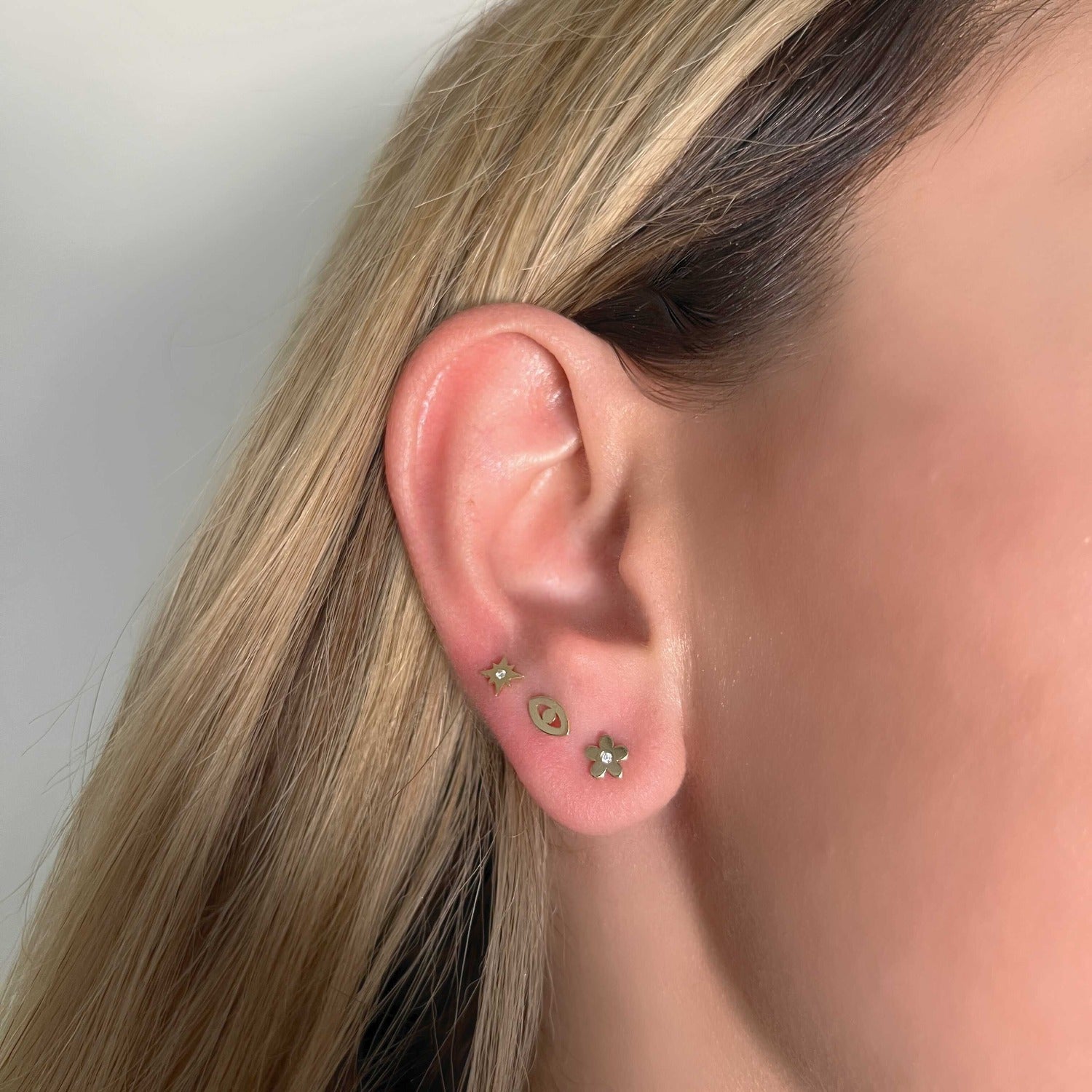 Mini Evil Eye Stud Earrings - Lotus Diamond