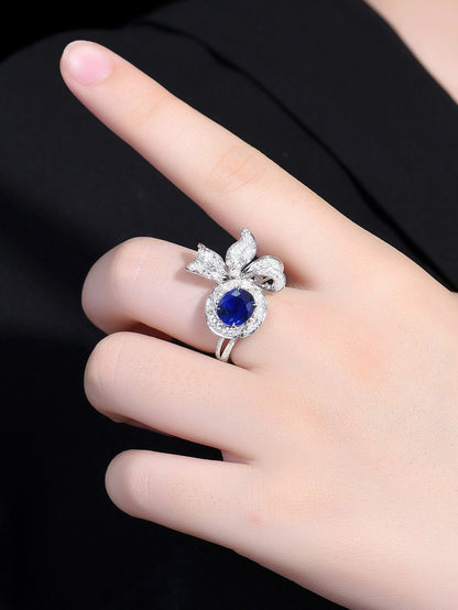 Natural sapphire ring in luxurious design - Lotus Diamond