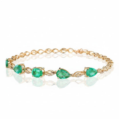 Natural Zambia Emerald Bracelet in 18K Gold with Diamond Accents (2.93ct) - Lotus Diamond
