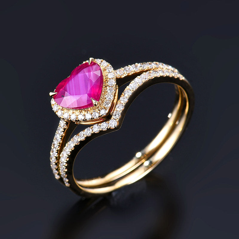 Natural unburned ruby heart ring in 18k gold