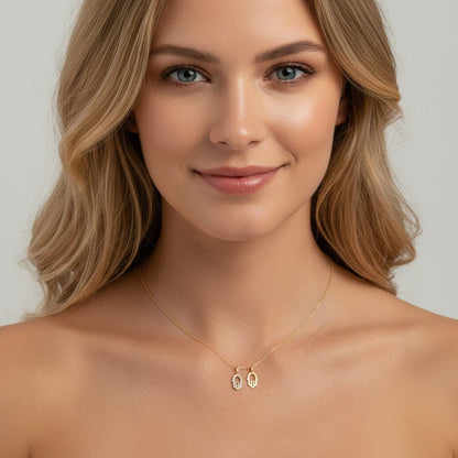 Petit Hamsa Charm - Lotus Diamond
