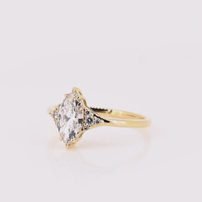 Marquise-shape Lab grown Diamond 18K ring setting