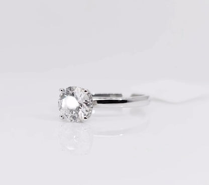 18K 4-Prongs w Diamond Bottom
