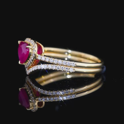 Natural unburned ruby heart ring in 18k gold