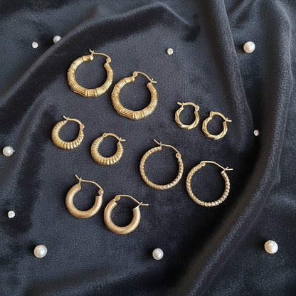 Serpentine Hoop Earrings - Lotus Diamond