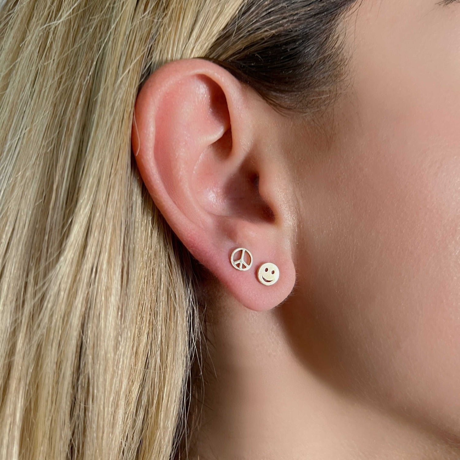 Smiley Face Stud Earrings - Lotus Diamond