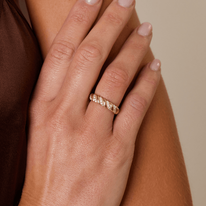 Wide Diamond Twist Ring - Lotus Diamond