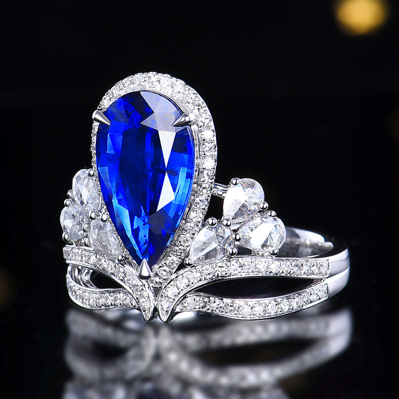 18k gold natural Madagascar sapphire ring crown