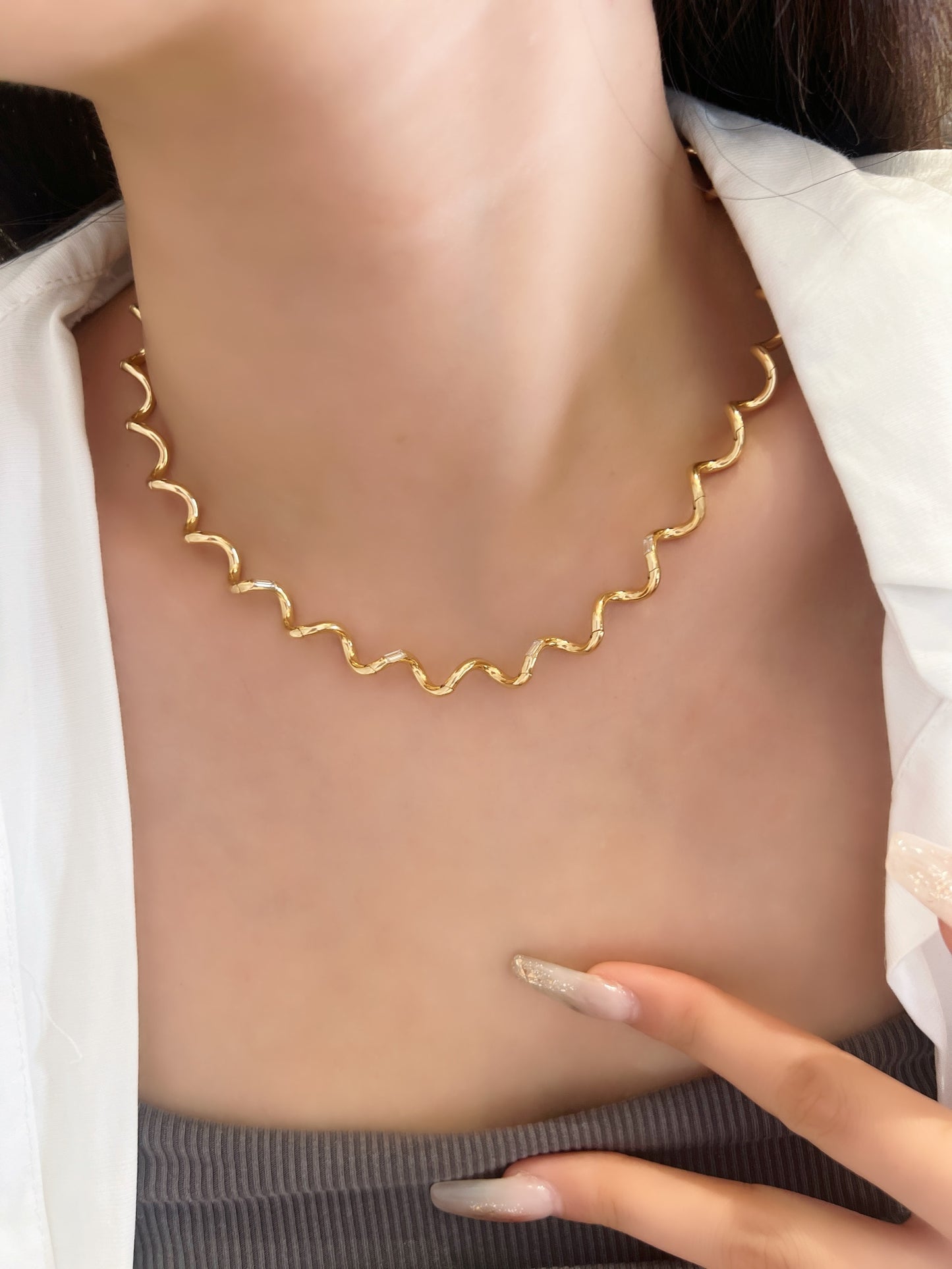 18k gold stylish essence must enter the creative chic diamond necklace