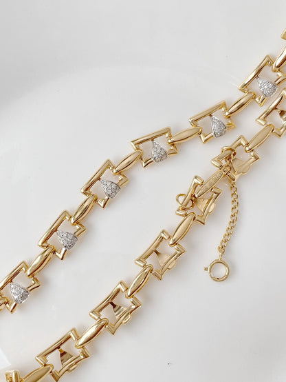 Handmade necklace with  18k goldsquare diamond interval