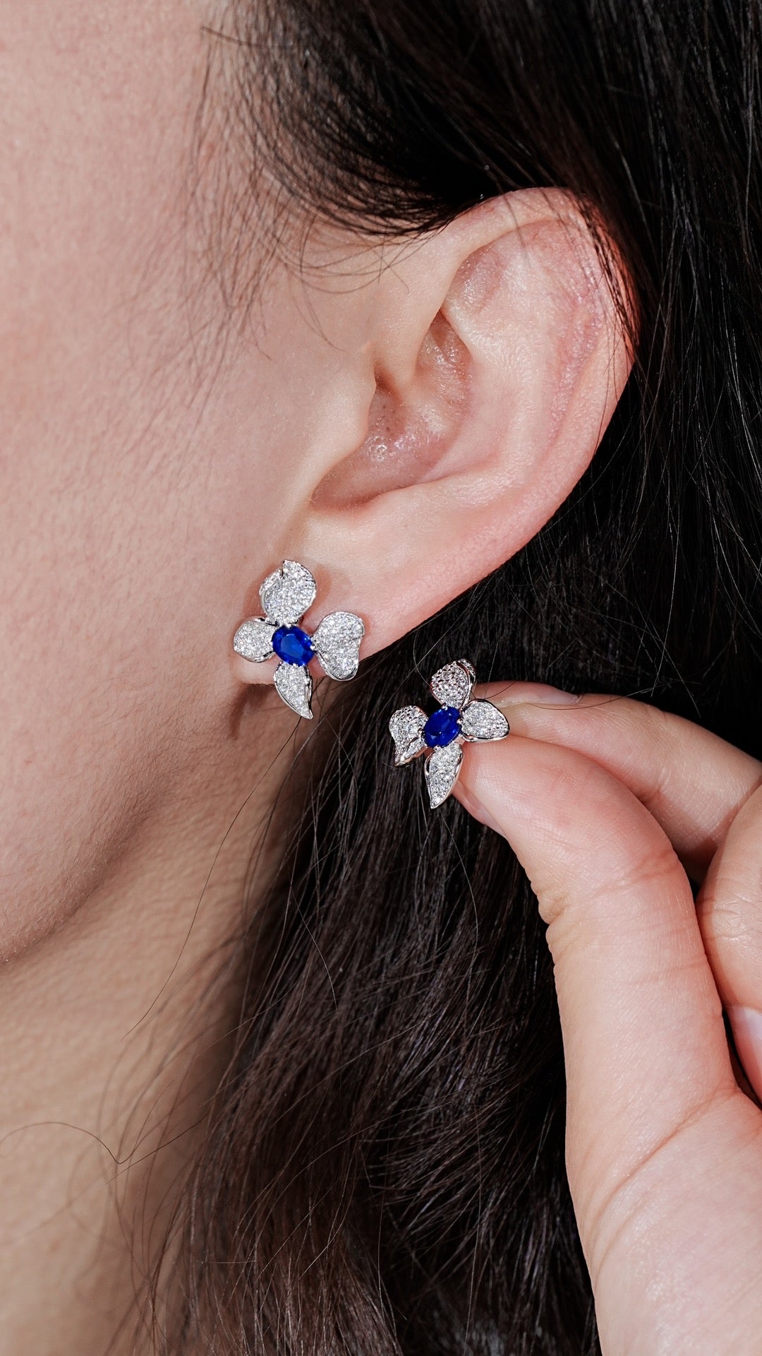 Sapphire Stud earrings - Style B