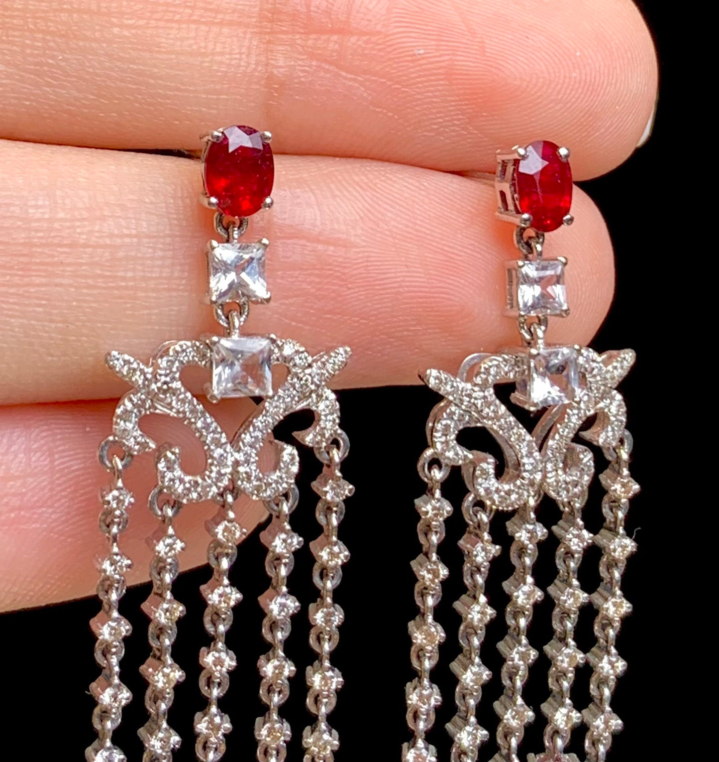 Natural pigeon blood 3.05 carat ruby earrings.