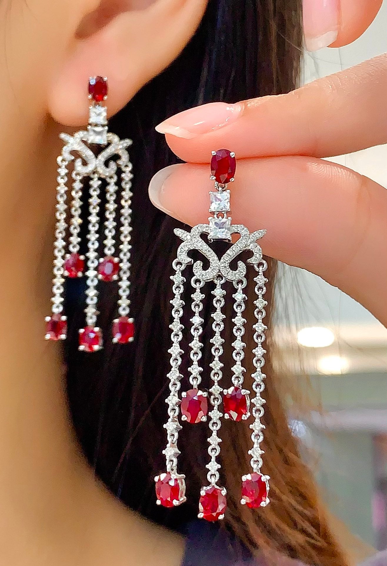 Natural pigeon blood 3.05 carat ruby earrings.