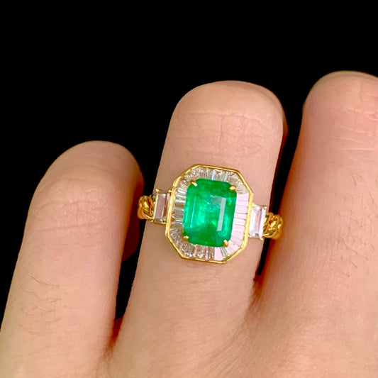 1.3 carat wood colored glass body emerald ring