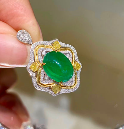 3.85 carat emerald ring/pendant in wood zo