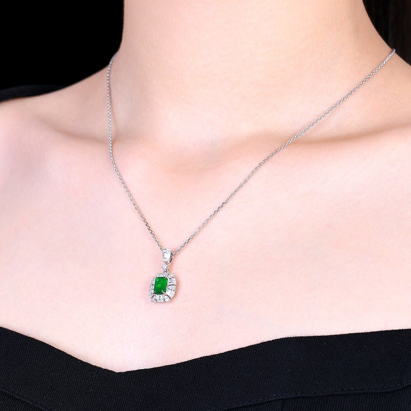 Zambia natural emerald pendant - Lotus Diamond