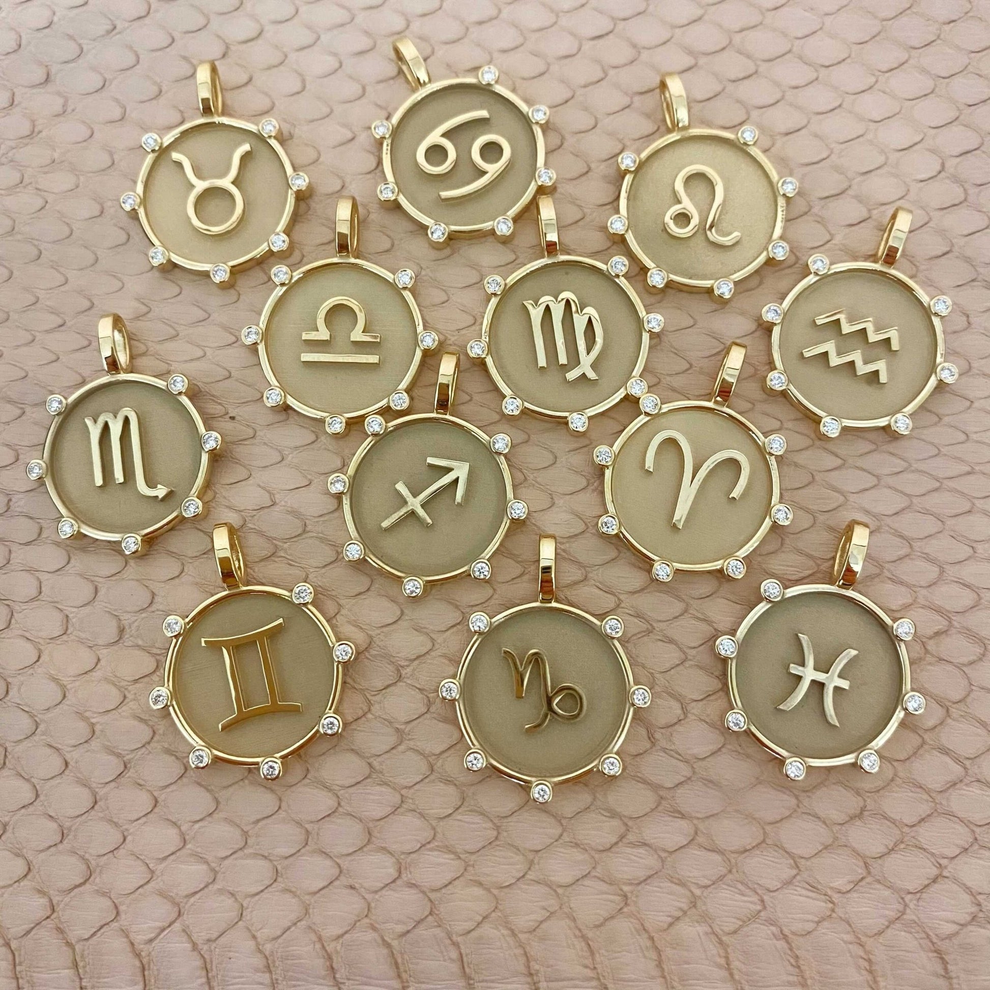 Zodiac Medallion Necklace - Lotus Diamond